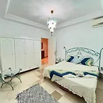 Central 2Br, Sea And Medina Views